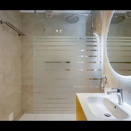 Ocean Oasis Albufeira With Pool By Lovelystay Apartment *